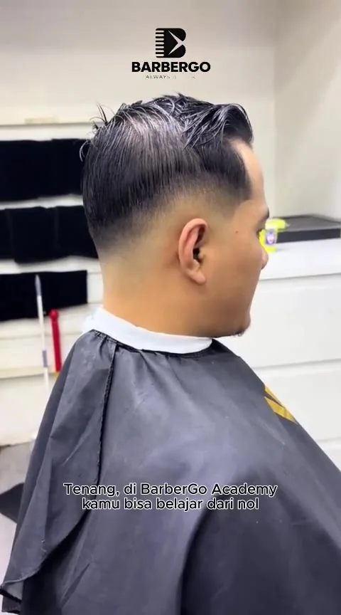 Potongan rambut pria model fade